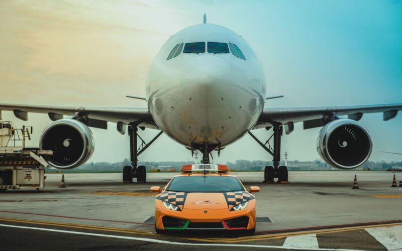 lamborghini_italy_airport.jpg