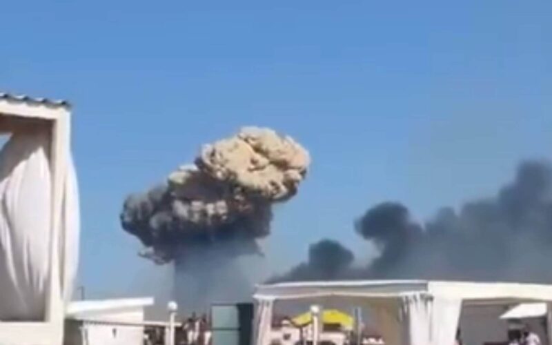 large_explosions_shake_russian_military_air_base_in_crimea.jpg