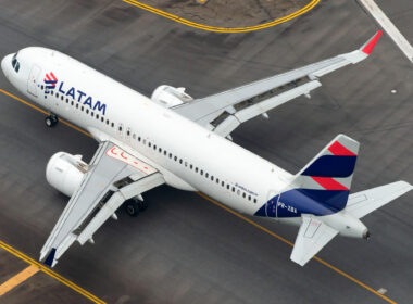 latam_a320_taxiing.jpg