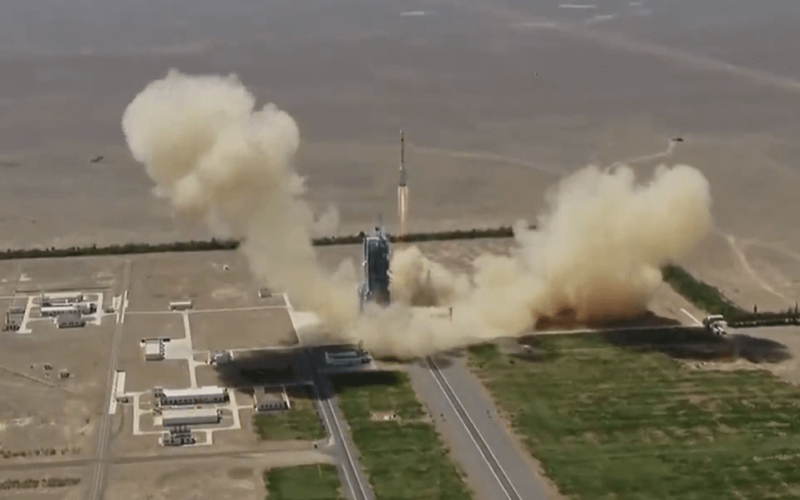 launch_of_shenzhou_14.png