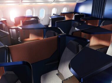 lot-business-class-new