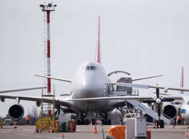 lx-wcv_cargolux_airlines_international_boeing_747-400f.jpg