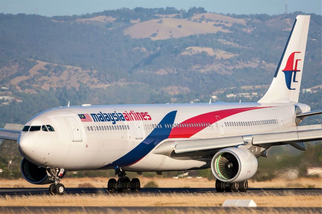 malaysia_airlines_airbus_a330_aircraft-2.jpg