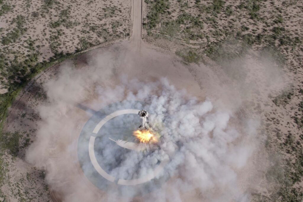 new_shepard_lands_on_the_pad_in_west_texas-1.jpg