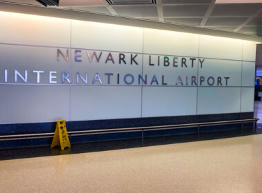 newark_landing_rights_to_be_given_to_lcc.jpg