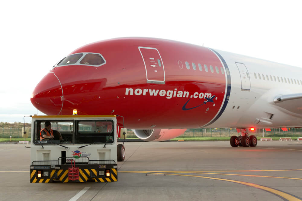 norwegian-boeing-787-dreamliner-1.jpg