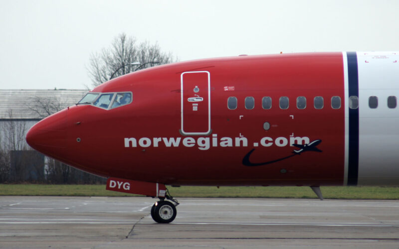 norwegian_air_shuttle_boeing_737.jpg