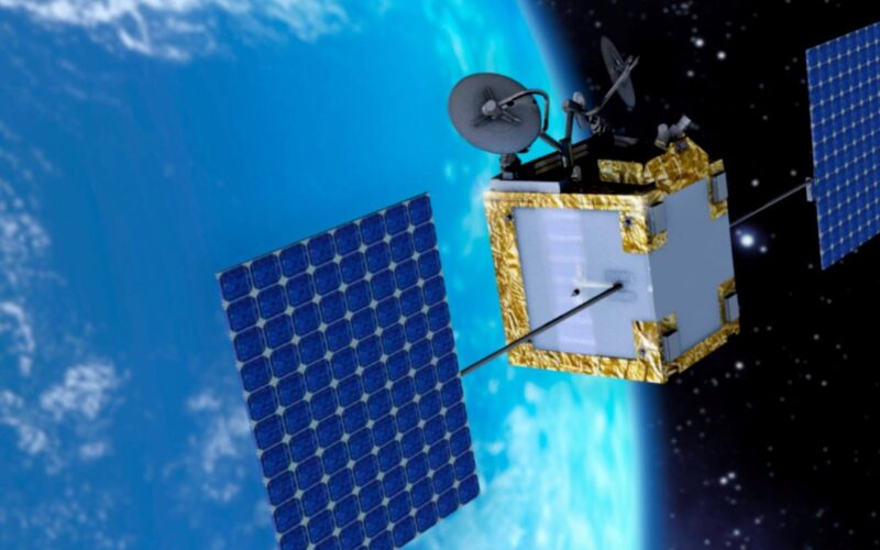 oneweb_satellite_in_space.jpg