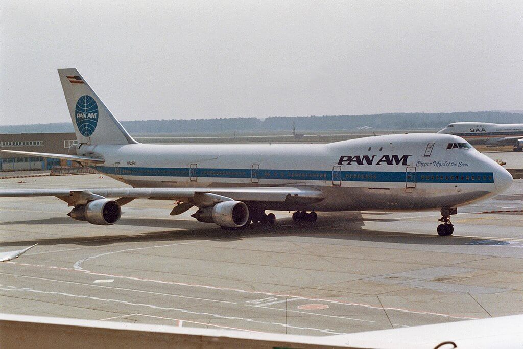 pan_am_boeing_747-100_clipper_maid_of_the_sea.jpg