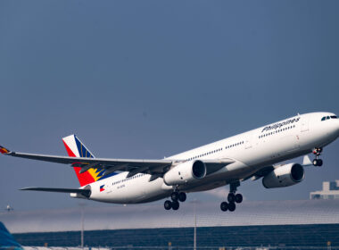 philippine_airlines_airbus_a330-343_rp-c8765_24720408034.jpg