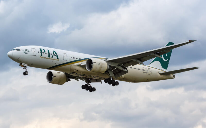 pia_pakistan_international_boeing_777-200er.jpg