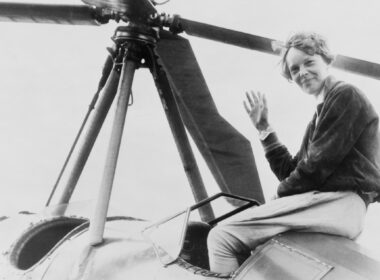 pilot_amelia_earhart-1-1.jpg