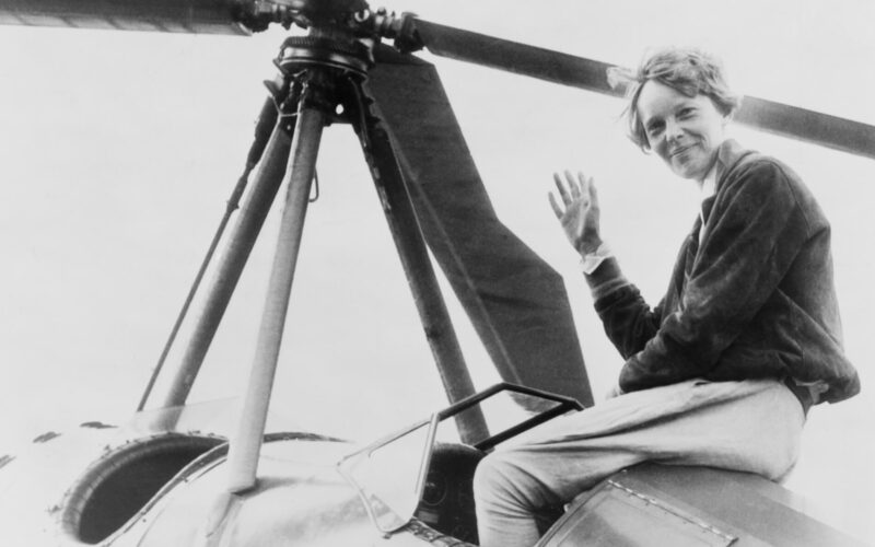 pilot_amelia_earhart-1-1.jpg