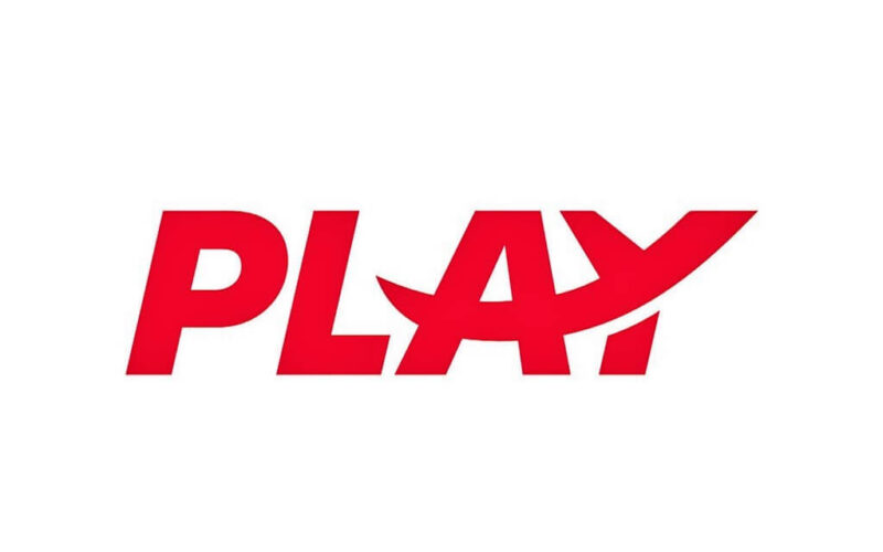 play_airlines_logo-1.jpg