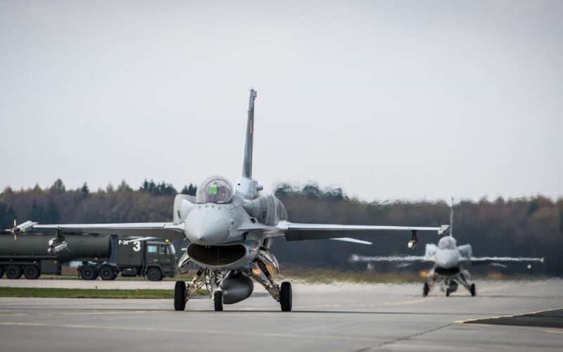 polish_f-16_fighter_jets.jpg