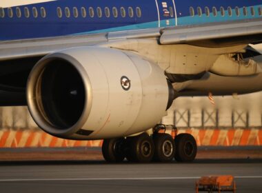 pratt__whitney_pw4074_b777.jpg