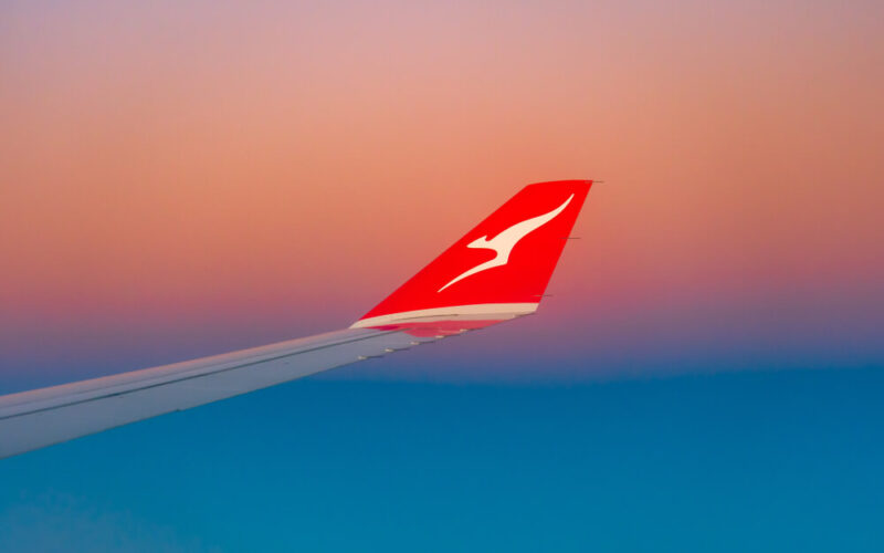 qantas_airways_plane_wing_at_sunrise-1-1.jpg