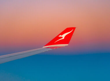 qantas_airways_plane_wing_at_sunrise-1.jpg