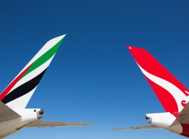 qantas_and_emirates.jpg