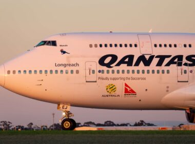 qantas_b747-1.jpg