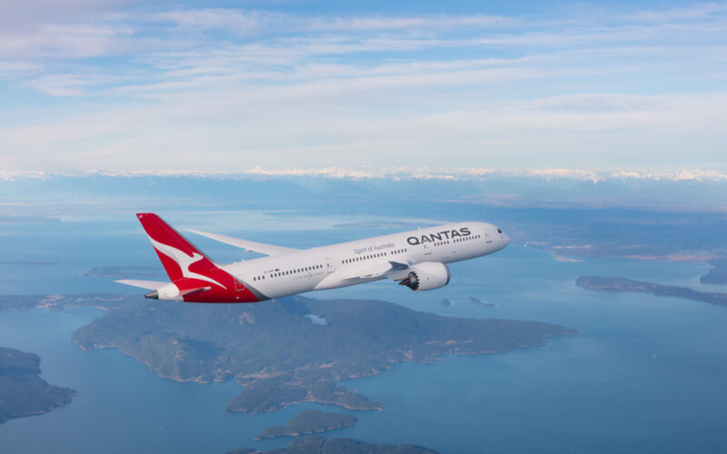 qantas_boeing_787_dreamliner_aircraft.jpg