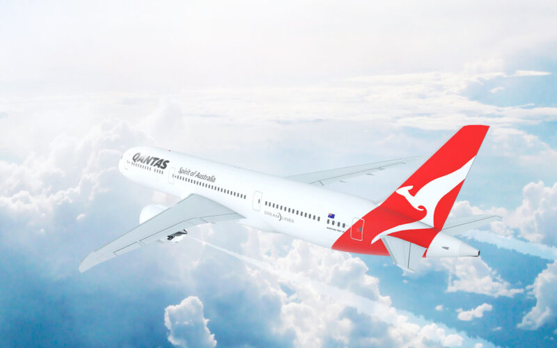 qantas_drops_covid_vax_mandate_for_intl_travelers.jpg