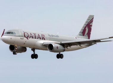 qatar_airways_airbus_a320.jpg