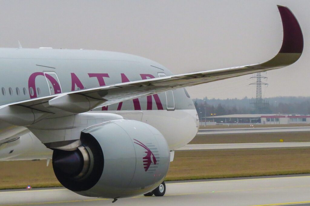 qatar_airways_airbus_a350-1.jpg