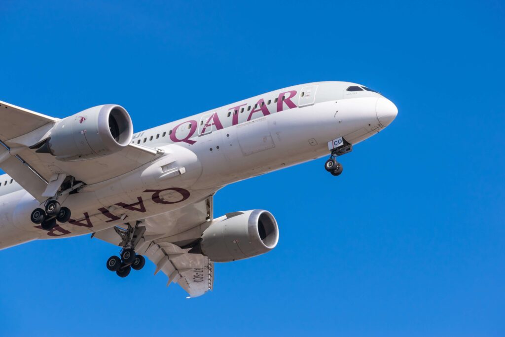 qatar_airways_b787.jpg