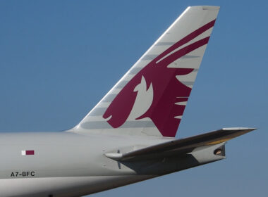 qatar_airways_cargo_boeing_777_transportation_traffic..jpg