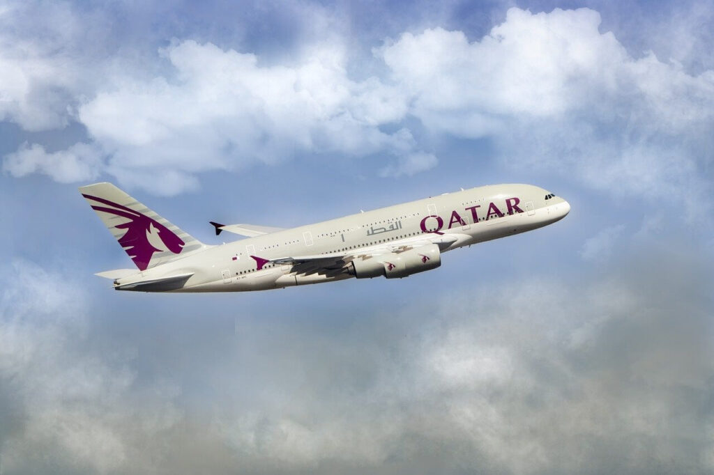 qatar_airways_plane.jpg