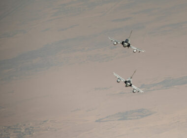 qatar_mirage_2000_fighter_jets_flying.jpg