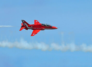 red_arrows_hawk_t1.jpg