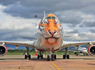 rossiya_airlines_boeing_747_passenger_aircraft.jpg