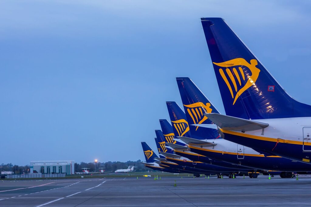 ryanair_aircraft_tails.jpg