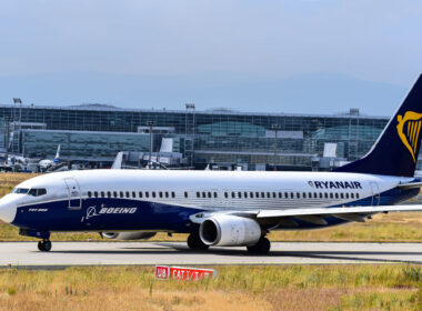 ryanair_b737_at_frankfurt_airport_germany_fra.jpg