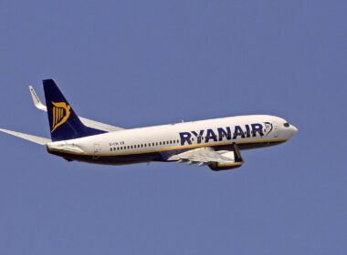 ryanair_boeing_737-1.jpg