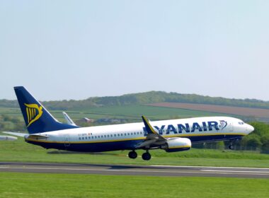 ryanair_boeing_737ng-1.jpg