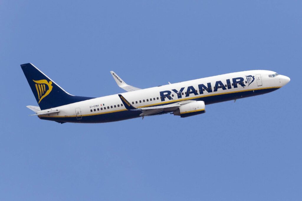 ryanair_flight_briefly_enters_belarusian_airspace.jpg