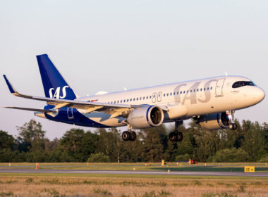 sas_a320neo_landing_at_stockholm_arlanda-1.jpg