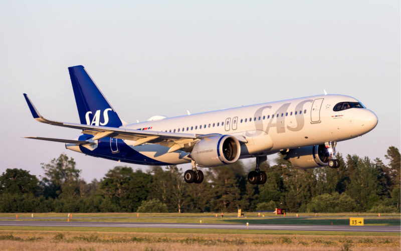 sas_a320neo_landing_at_stockholm_arlanda-2.jpg