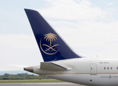 saudia_dreamliner.jpg