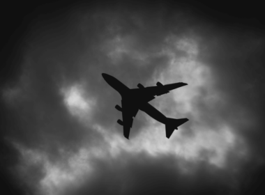 scary-plane-black-sky-near-crash.png