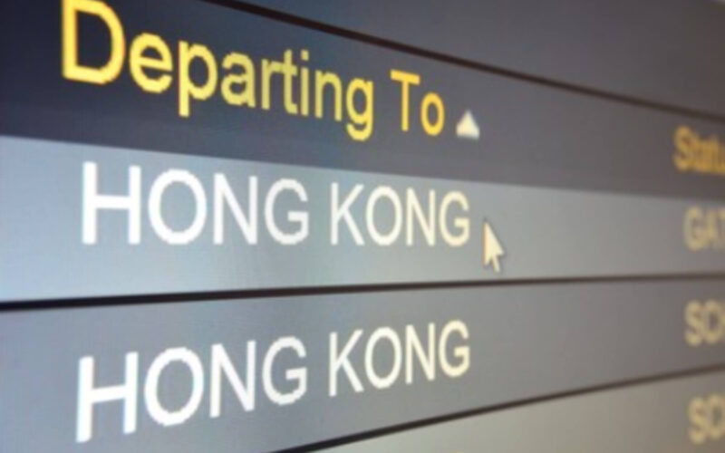 screen_saying_departing_to_hong_kong.jpg