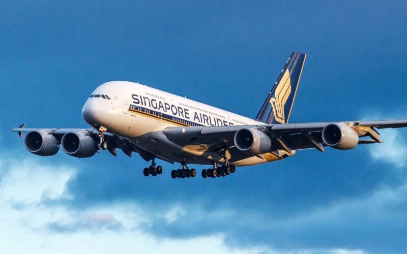 singapore_airlines_airbus_a380_fra.jpg