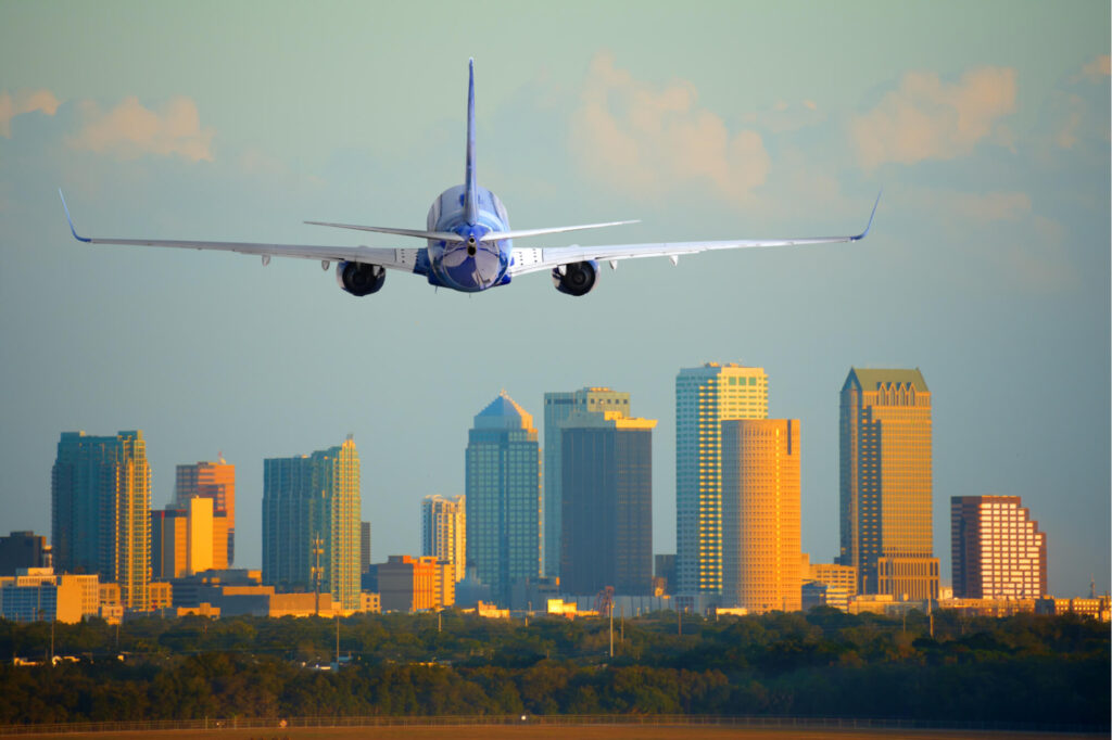 skyline_of_tampa_florida_with_an_aircraft.jpg