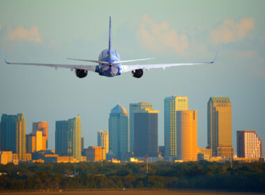 skyline_of_tampa_florida_with_an_aircraft.jpg