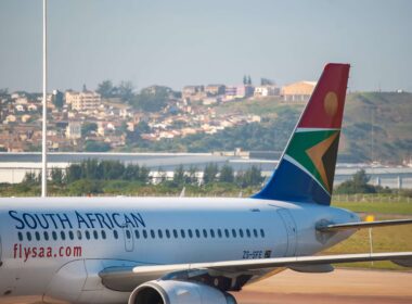 south_african_airways_aircraft_king_shaka_international_airport_durban_south_africa.jpg