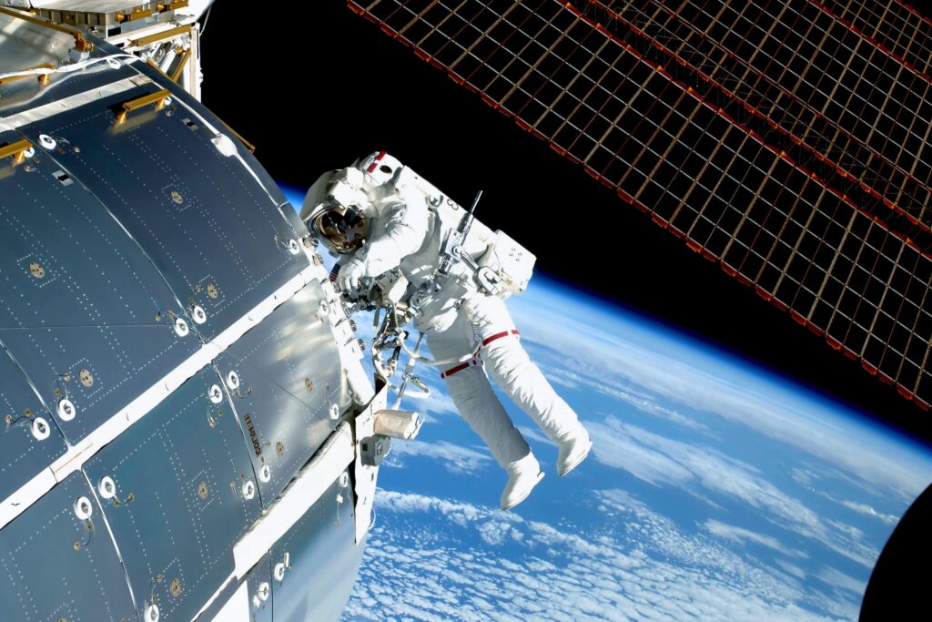 spacewalk-1.jpg