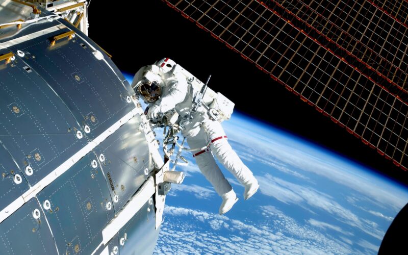 spacewalk-1.jpg